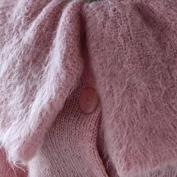 GRANNYCORE, VINTAGE ROSE HAND KNITTED 50S PIN UPS! - Picture 3 of 16